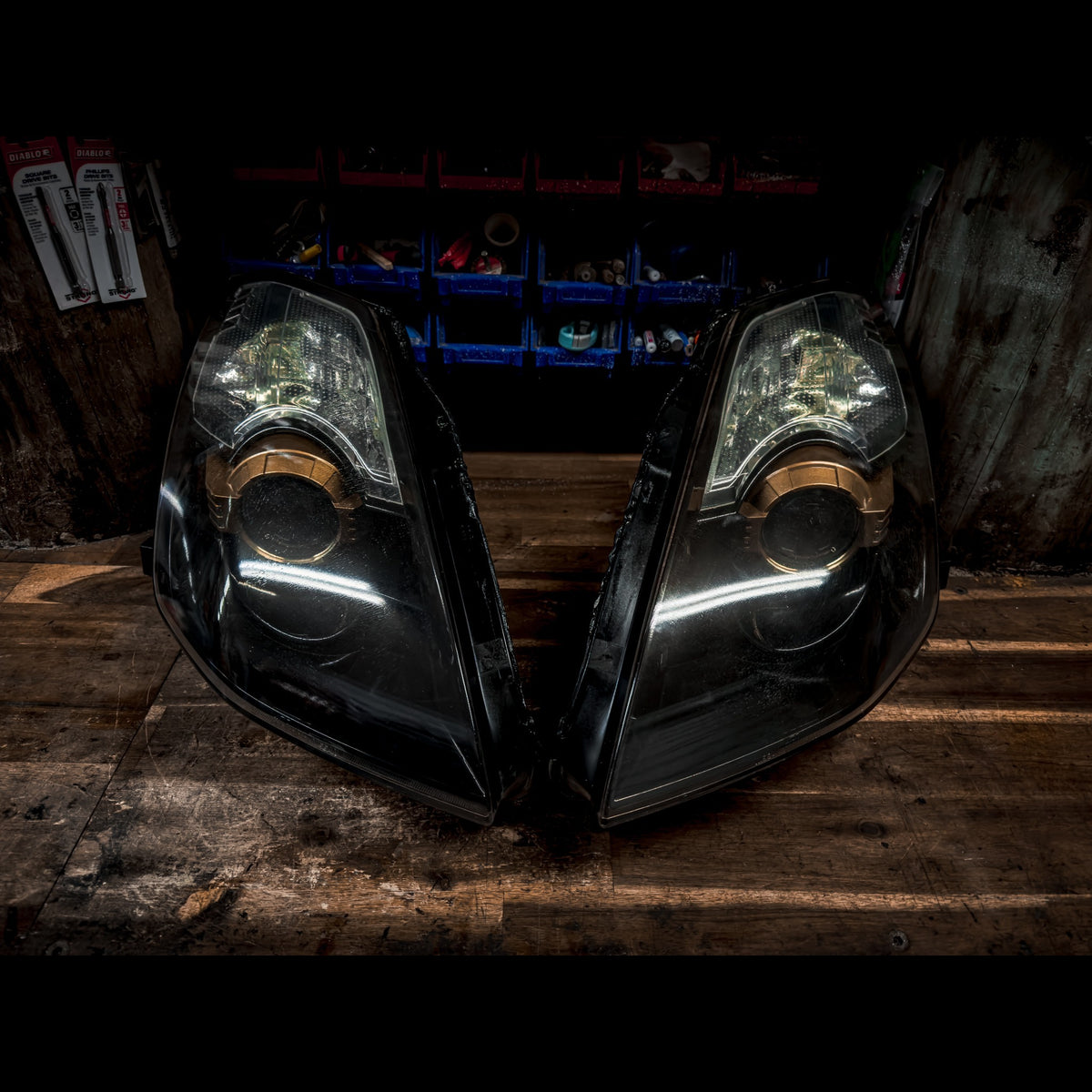 Nissan 350Z Custom Headlights — Gloss Black + Gold