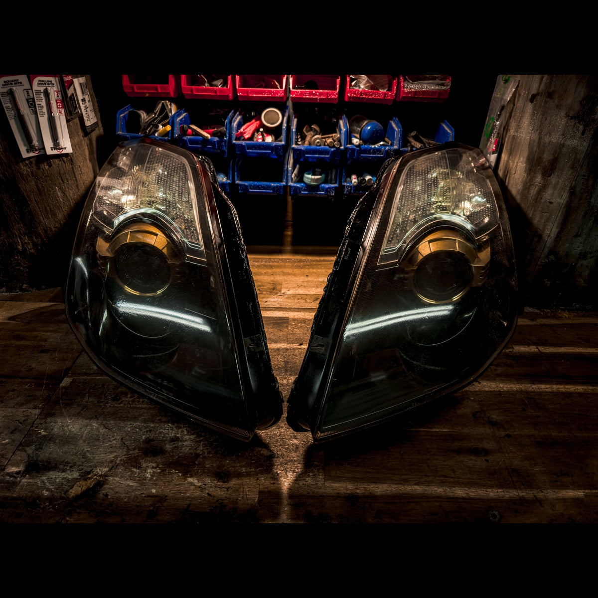 Nissan 350Z Custom Headlights — Gloss Black + Gold