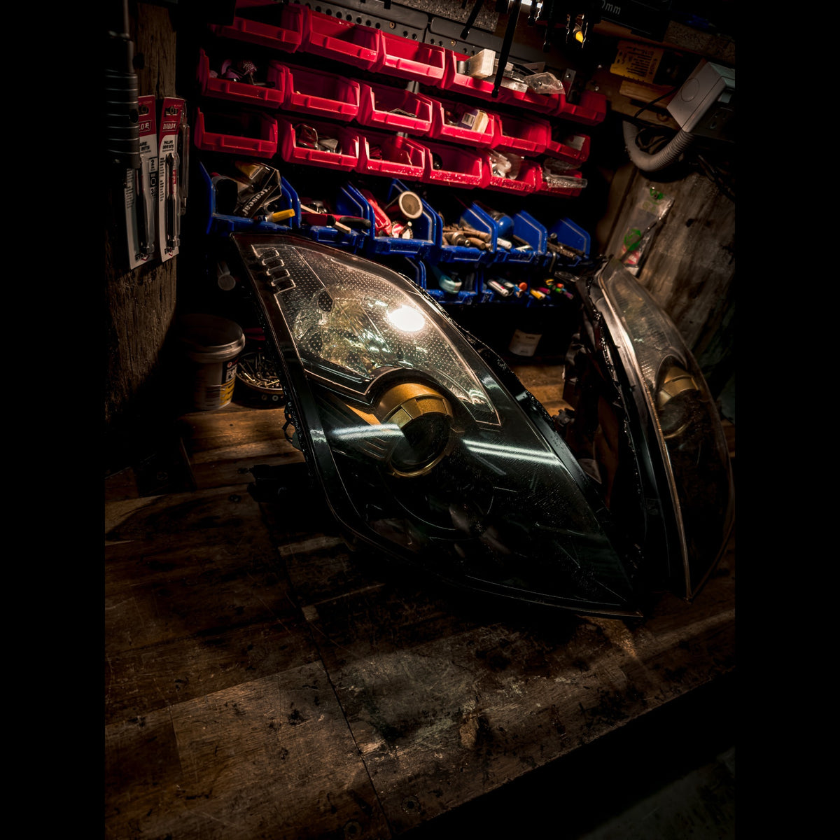 Nissan 350Z Custom Headlights — Gloss Black + Gold