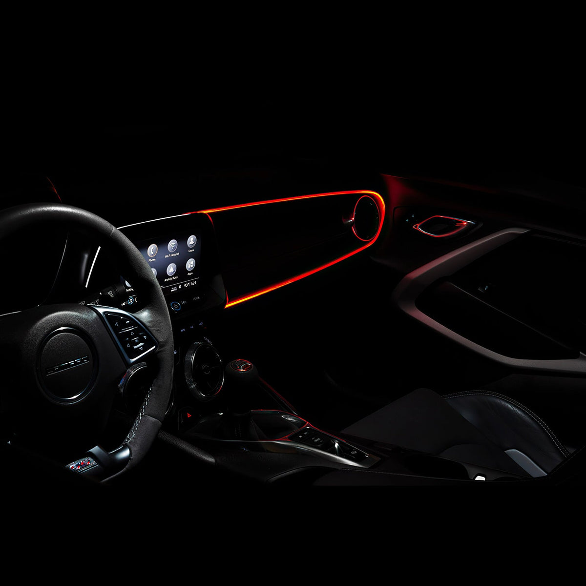 Oracle ColorSHIFT fibre optic lighting along a car dashboard